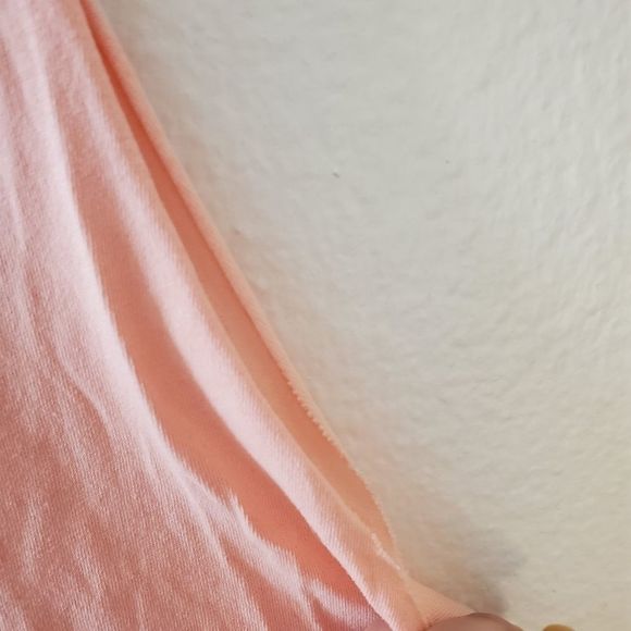 Just peachy raw edge mussel tank - Picture 11 of 12